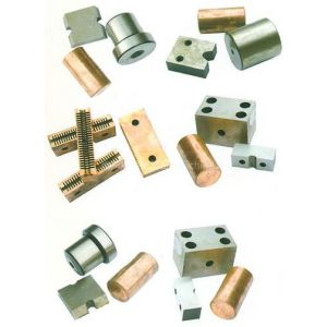 上海產(chǎn)管樁廠各種墩頭機(jī)夾具、切刀在哪買(mǎi)