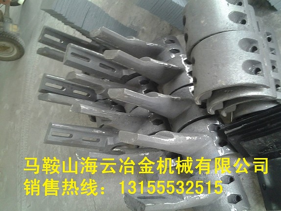 現(xiàn)貨出售三一重工攪拌機(jī)配件、3000左右攪拌臂、3方兩側(cè)襯板