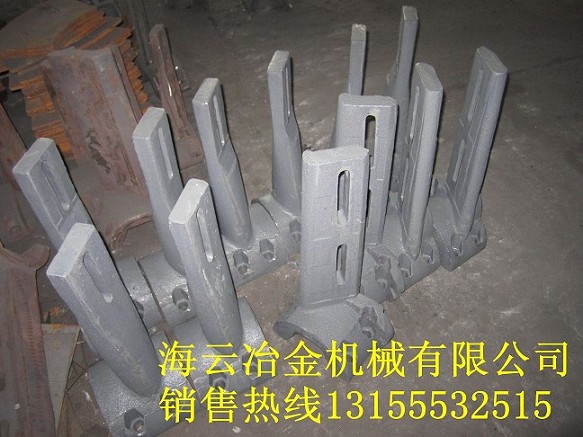 三一重工4500攪拌機(jī)配件、4.5方多元素側(cè)攪拌臂、耐磨端襯板低價(jià)
